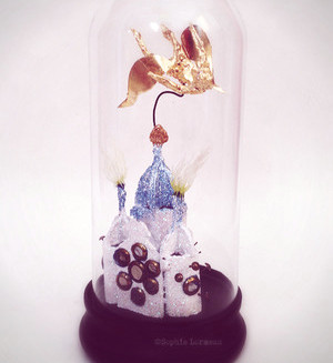 ange-dore-or-angel-adam-EVE-pomme-nu-sculpture-pretty-wonderful-colorful-naive-naif-art-globe-sous-verre-homme-bleu-artiste-contemporain-artist-woman-french-man-in-love-lover-coeur-cœur-heart-